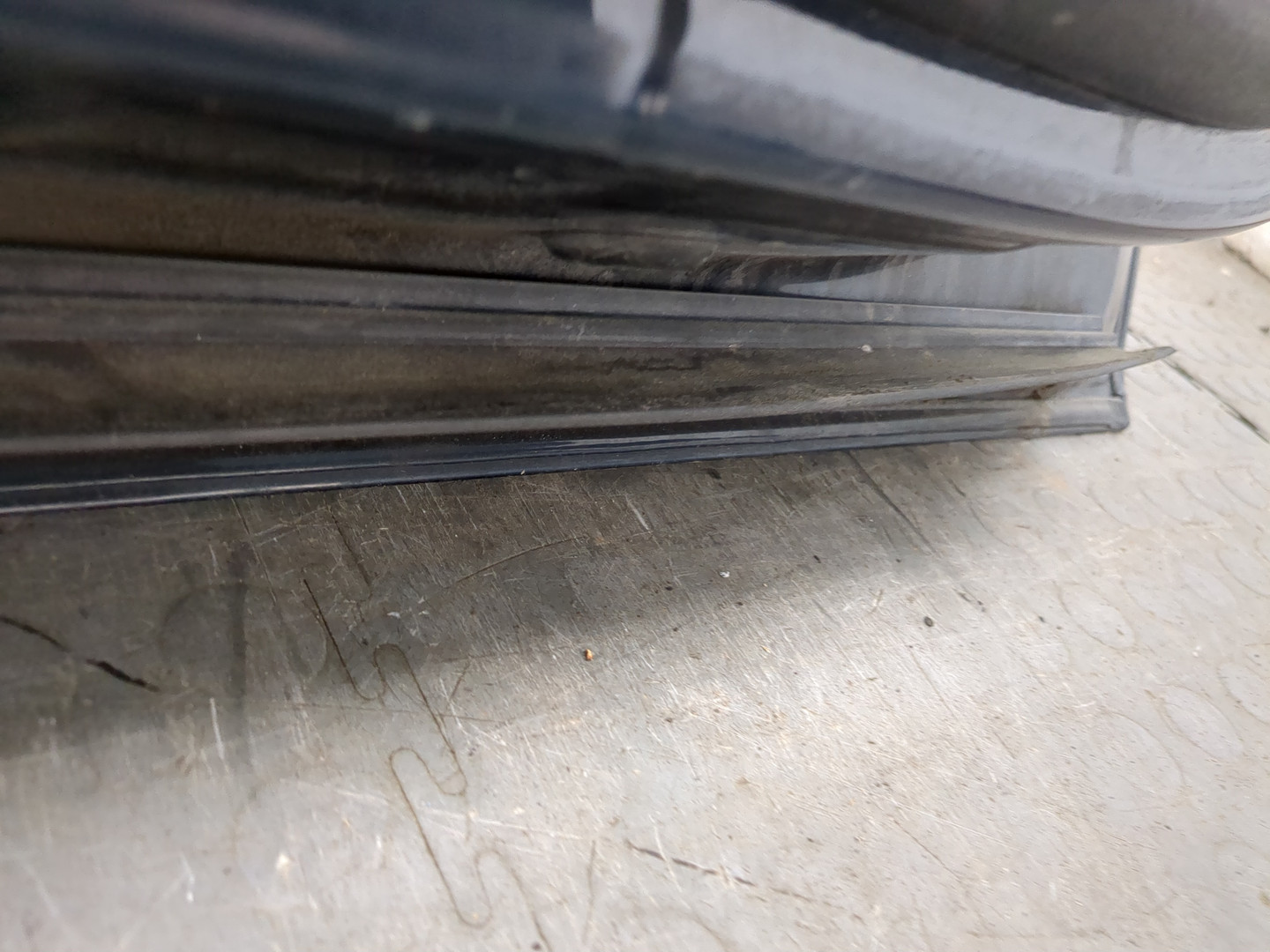 Дверь передняя левая