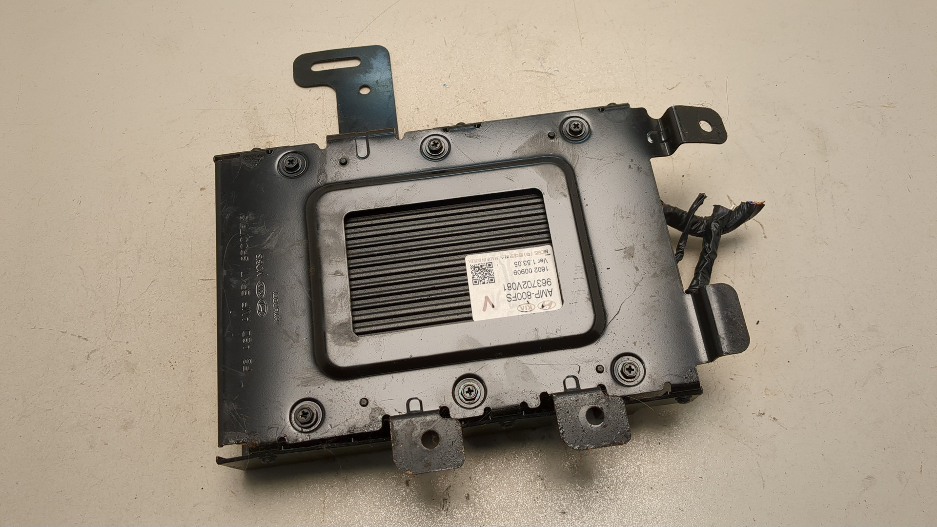 Усилитель акустической системы