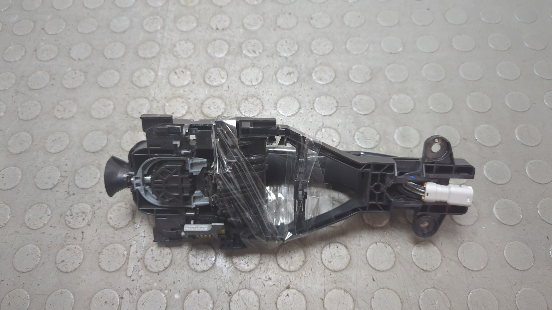 Ручка двери наружная