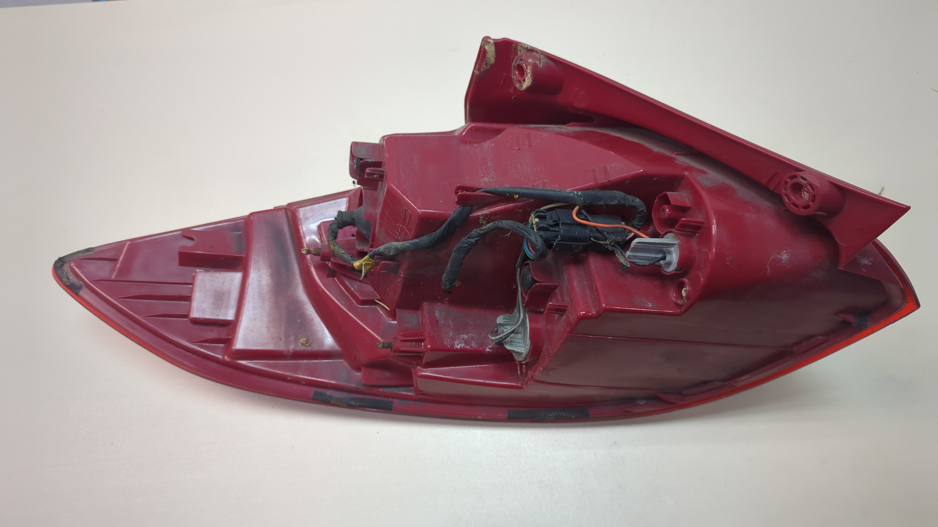 Фонарь задний правый