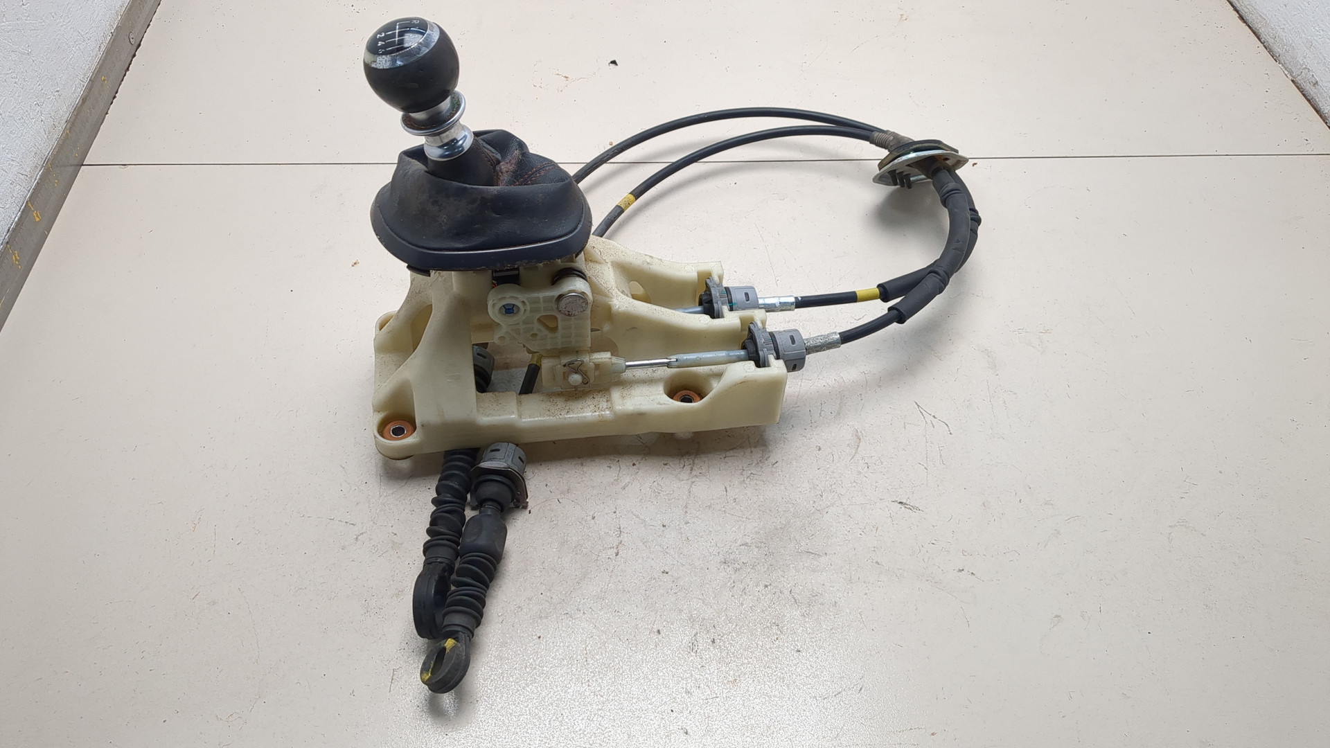 Кулиса МКПП / АКПП