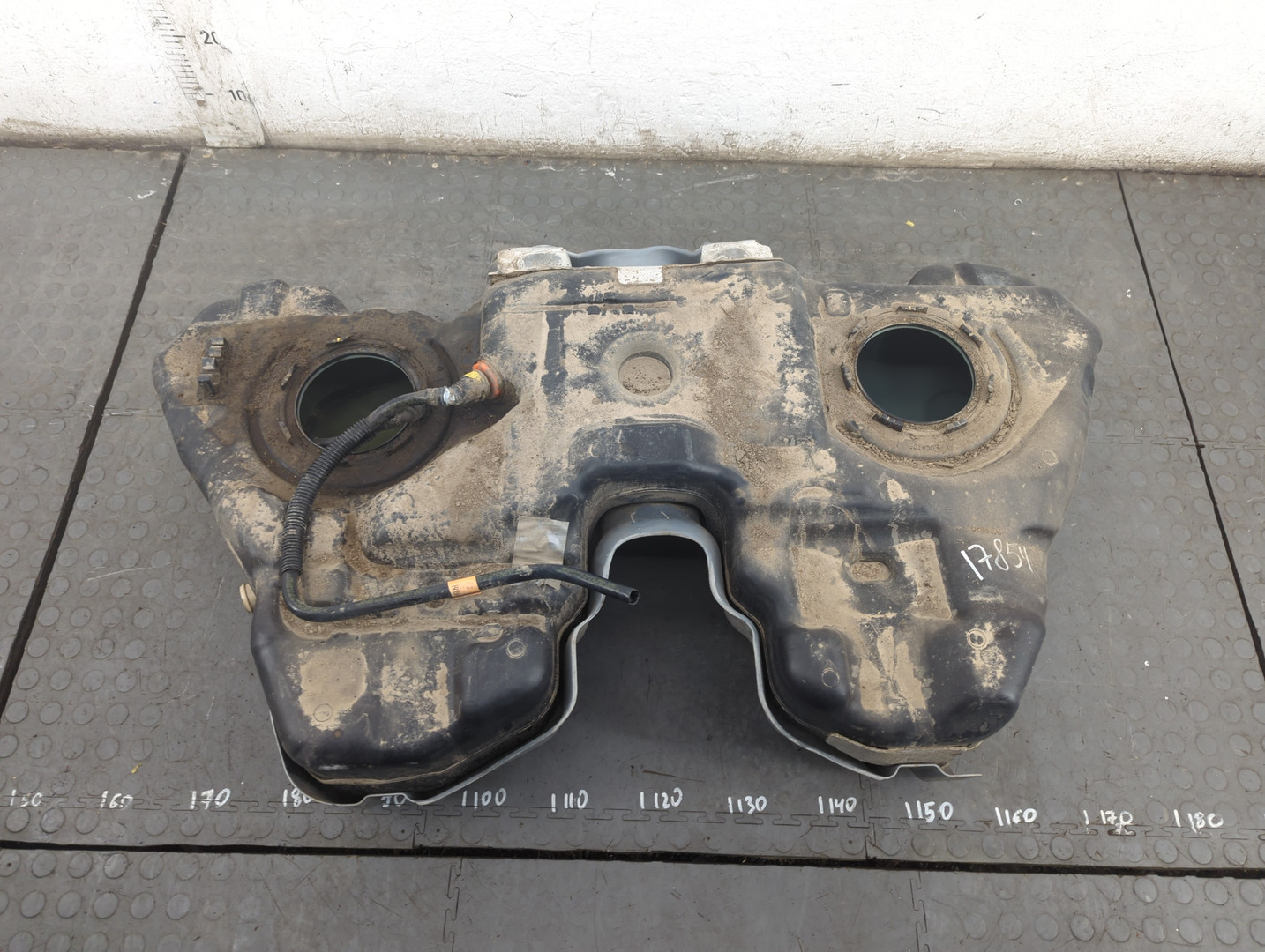 Бак топливный