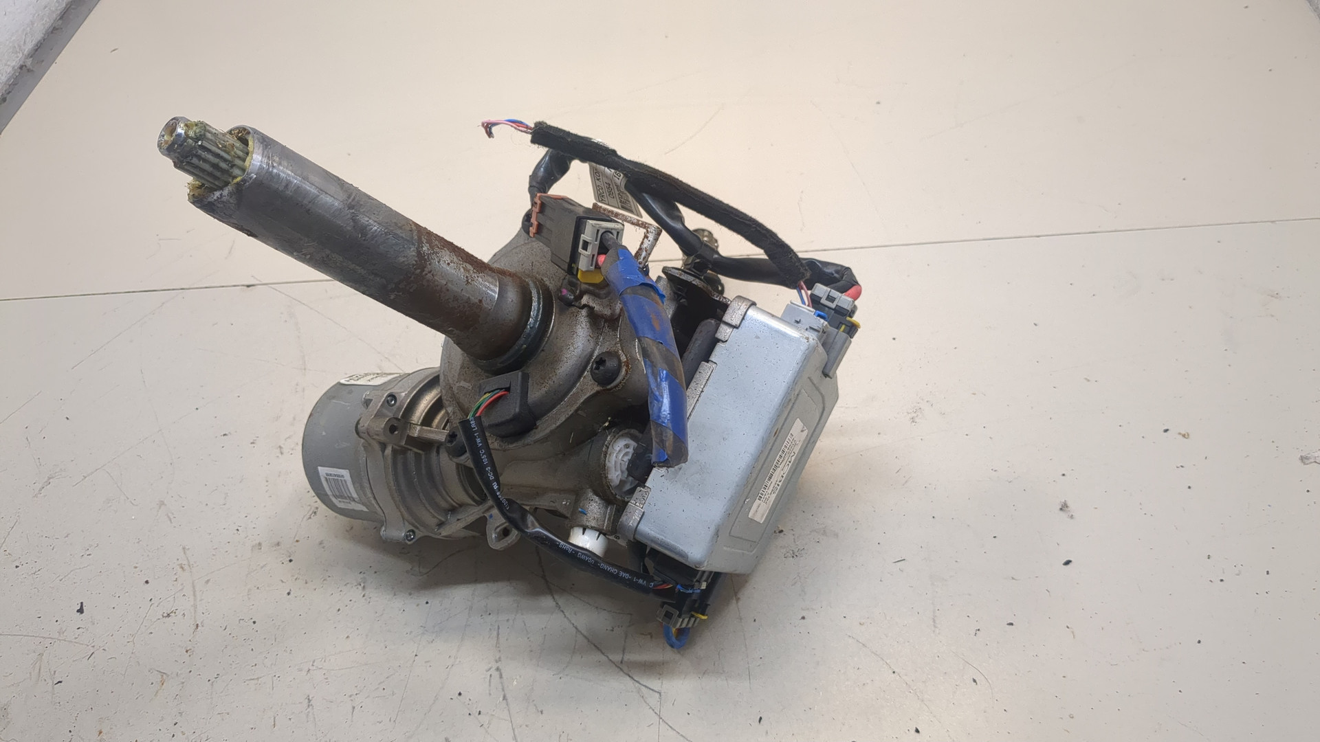 Серводвигатель рулевой рейки