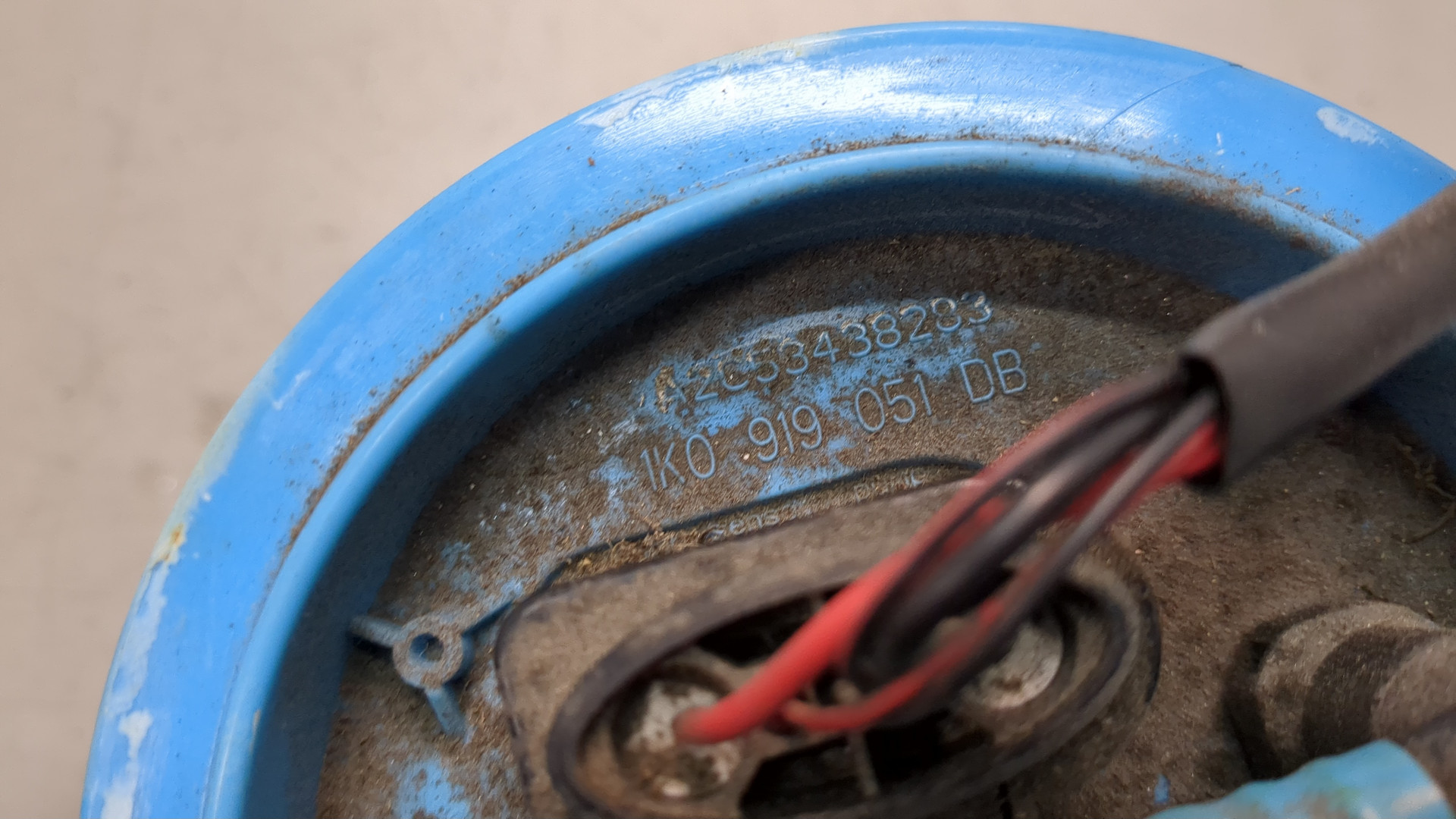 Насос топливный электрический