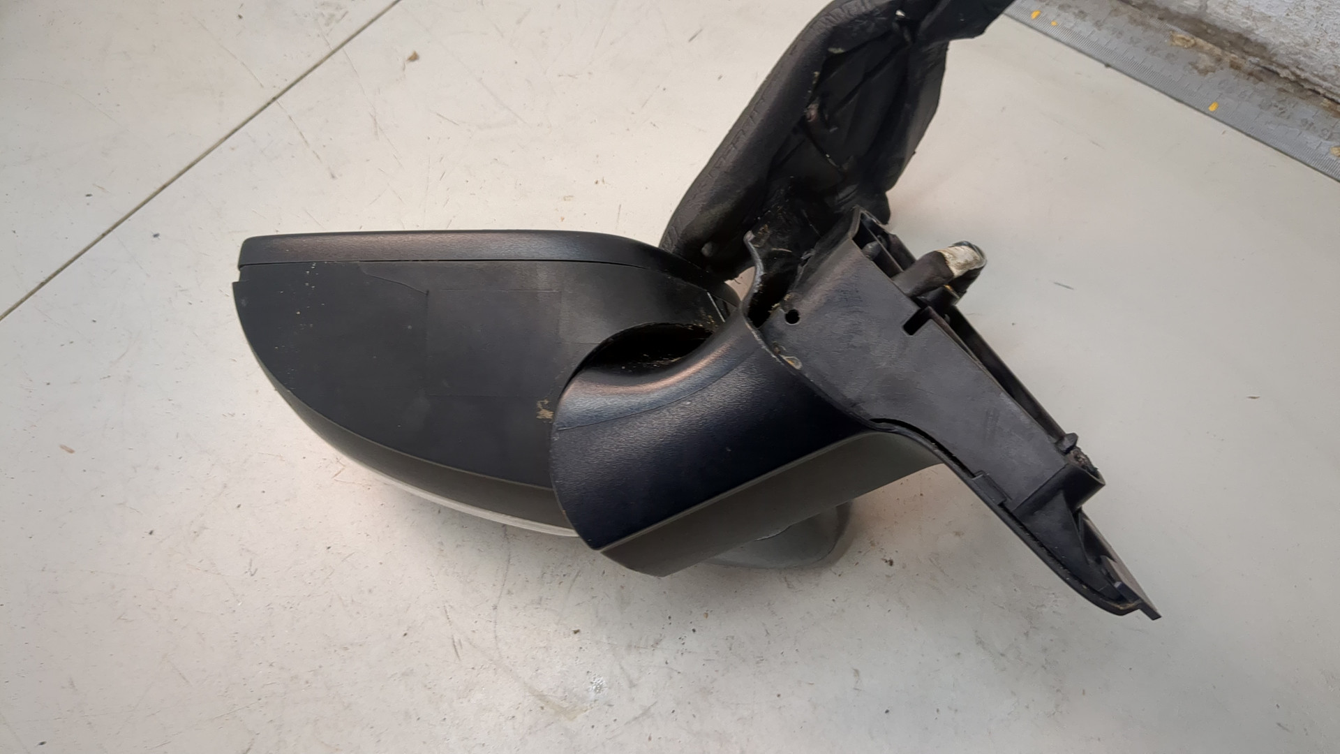 Зеркало левое электрическое