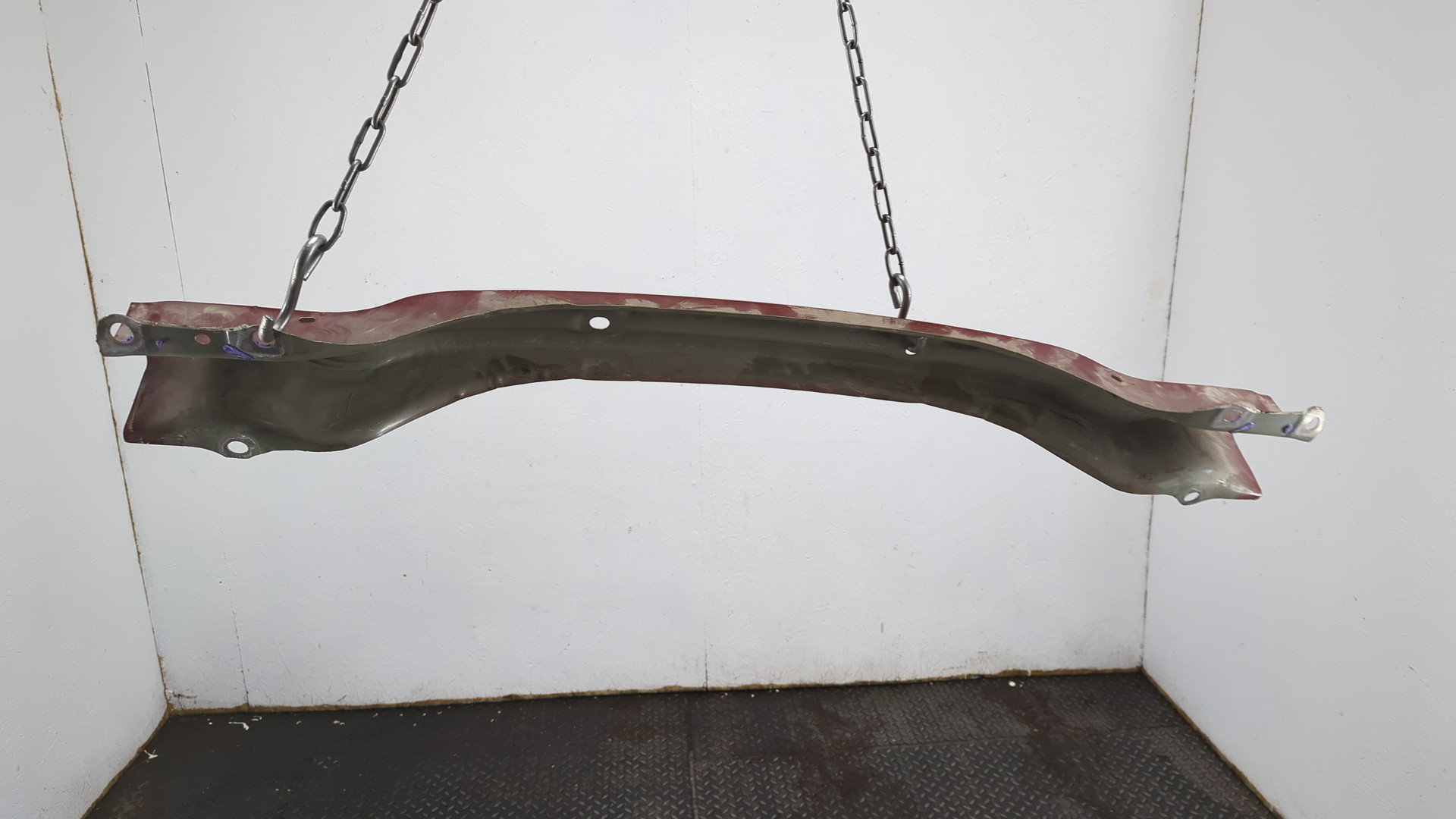 Усилитель заднего бампера