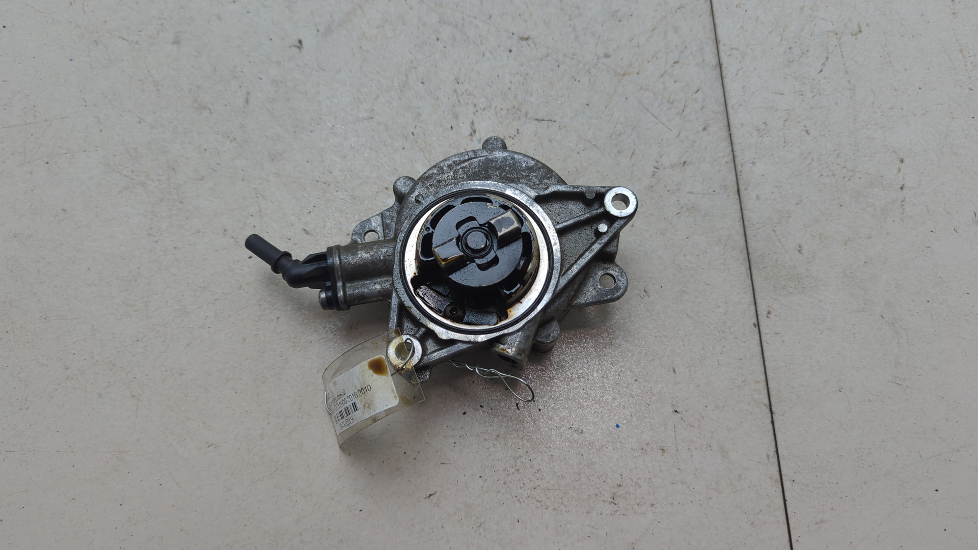 Насос вакуумный