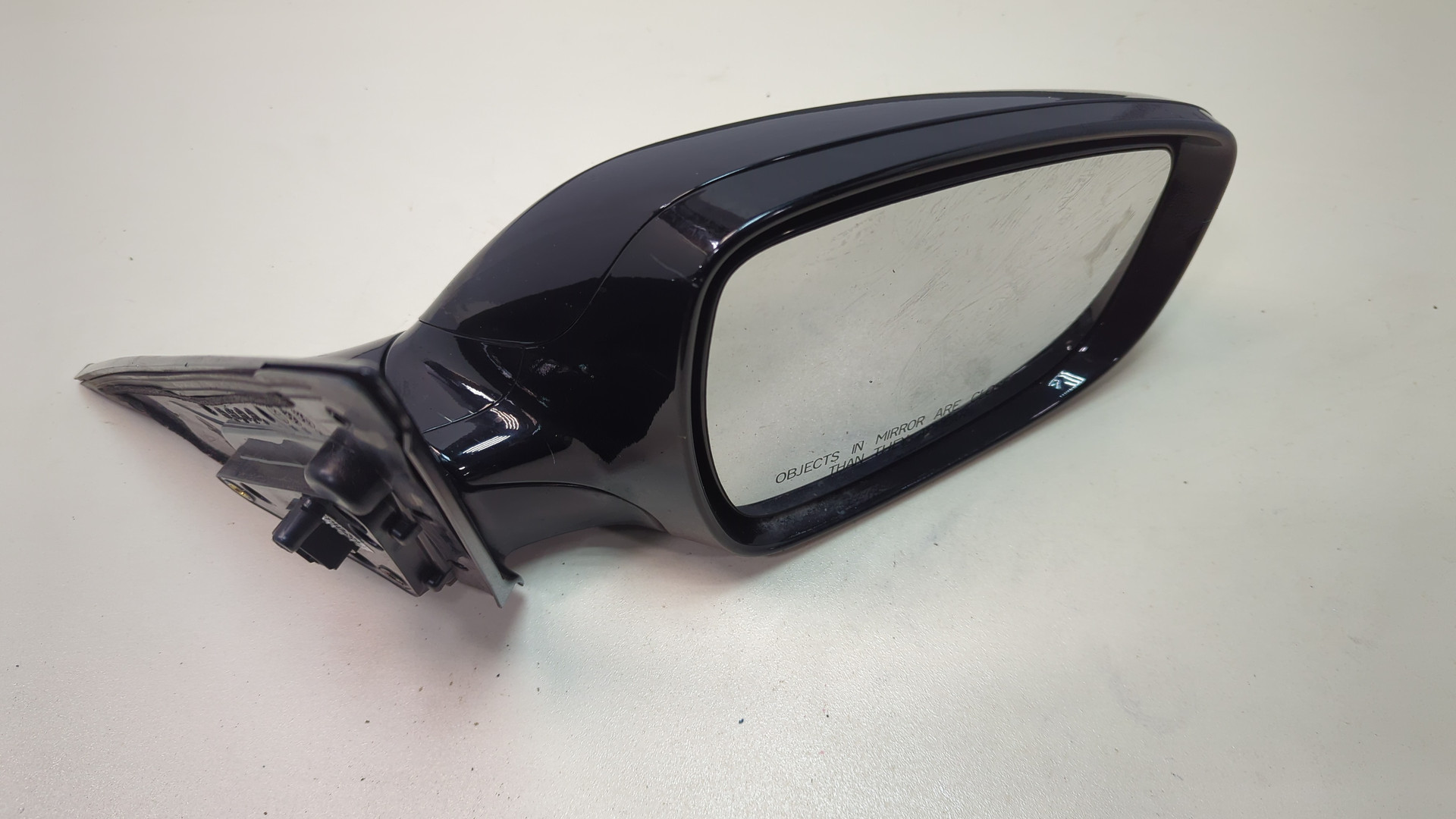 Зеркало правое электрическое