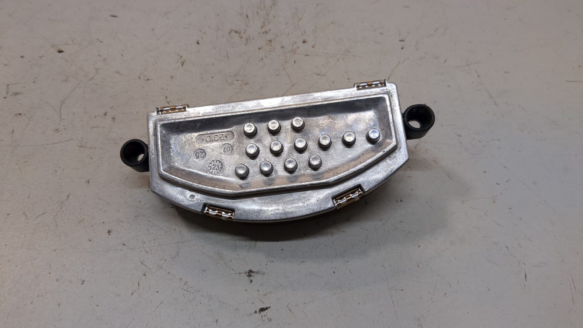 Резистор отопителя