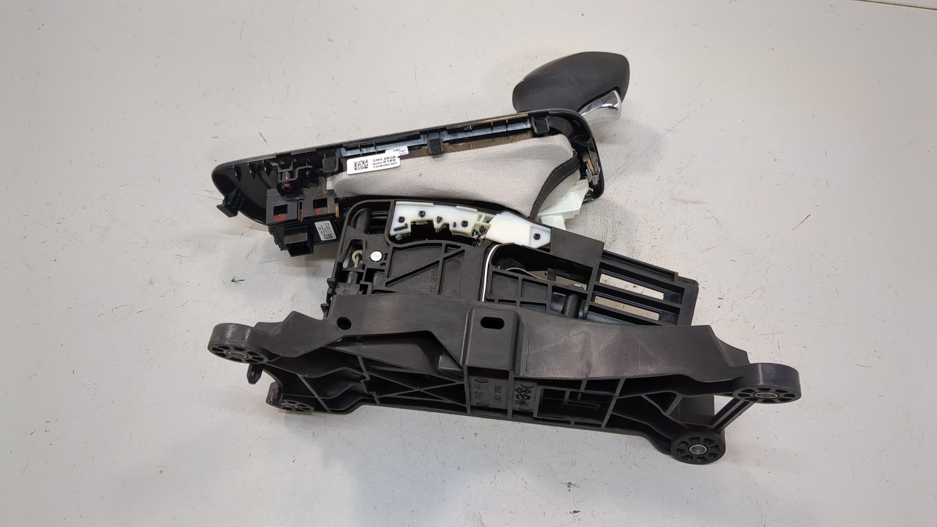 Кулиса МКПП / АКПП