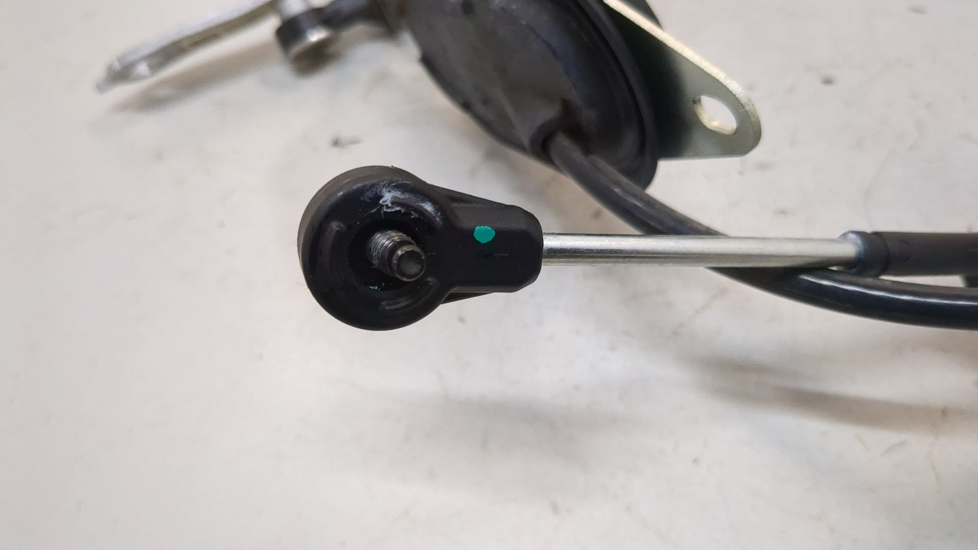 Трос КПП (выбора/переключения передач)