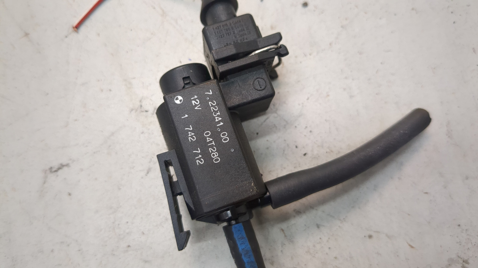 Клапан электромагнитный