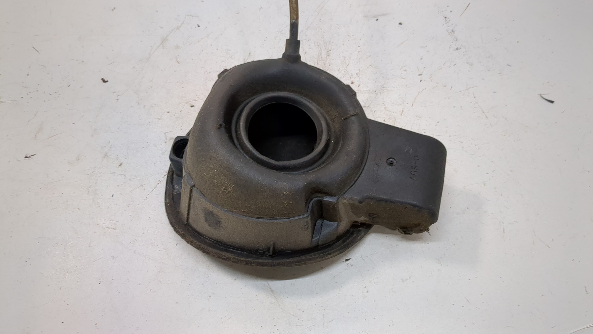 Лючок бензобака