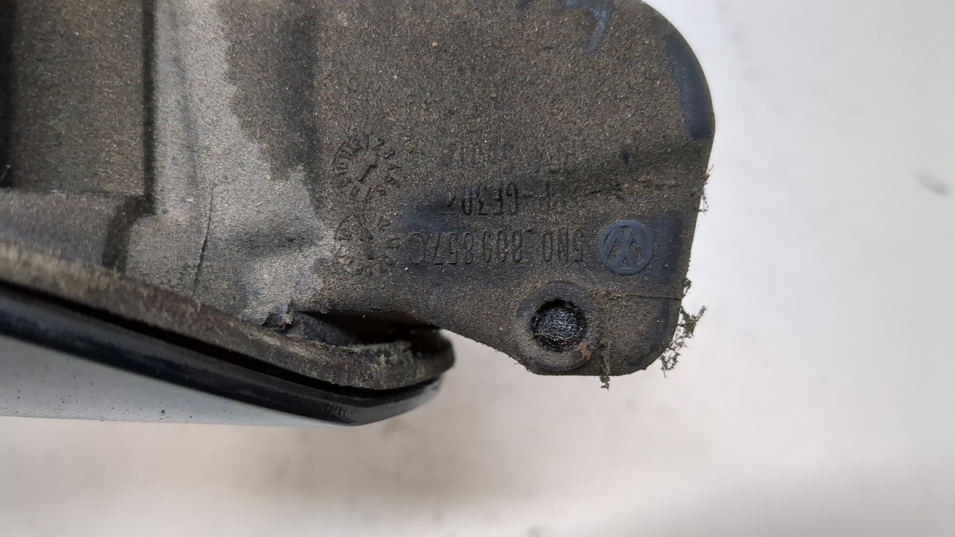 Лючок бензобака