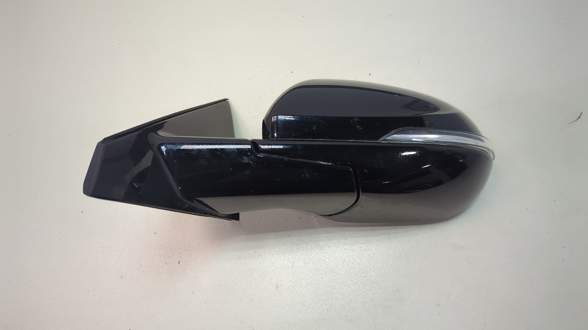 Зеркало левое электрическое