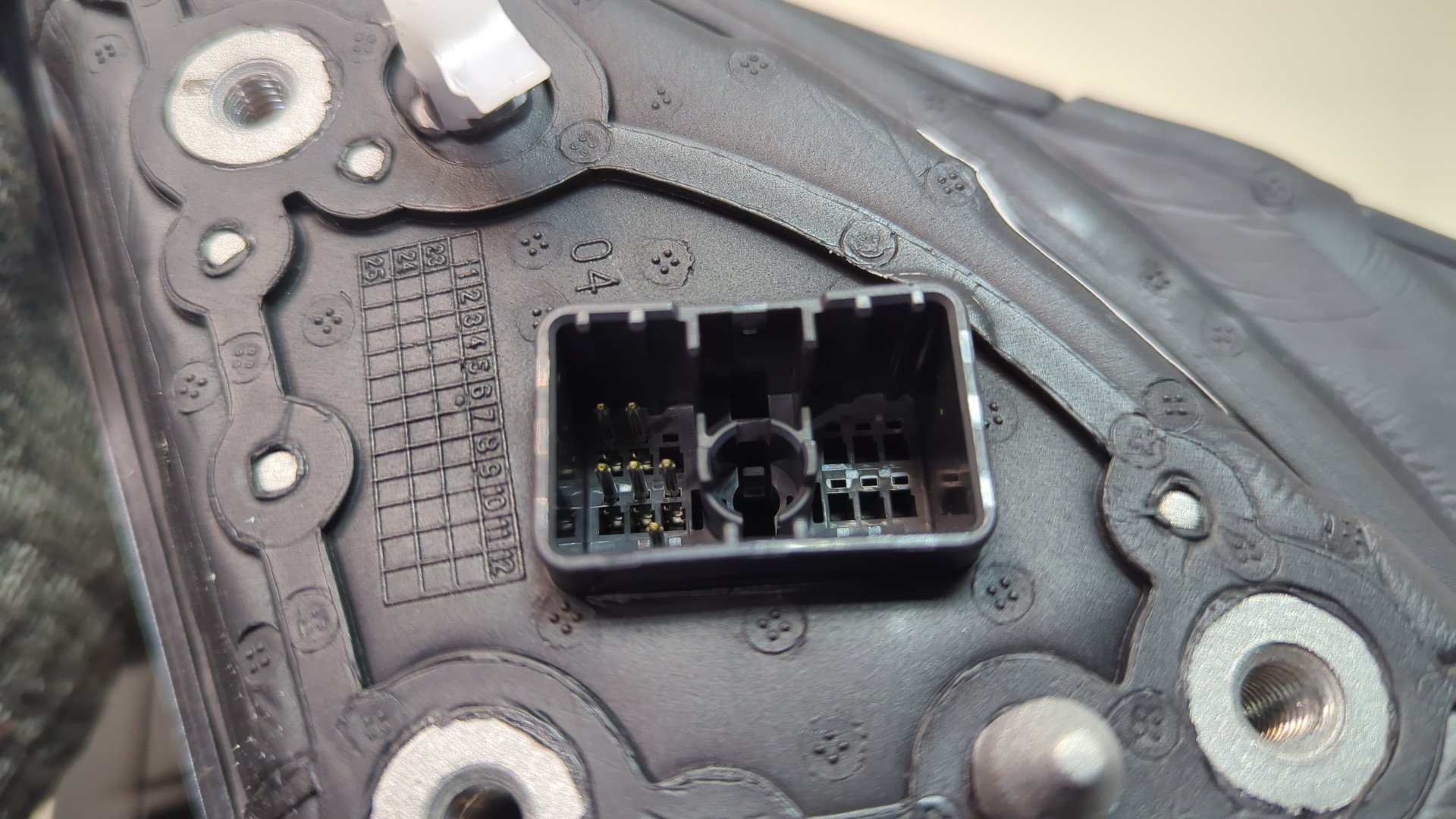 Зеркало левое электрическое