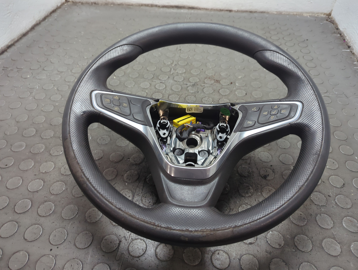 Рулевое колесо (руль)