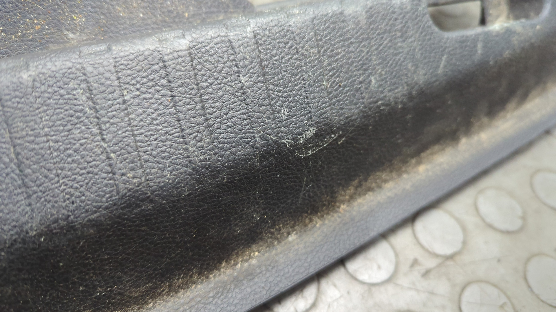 Обшивка багажника