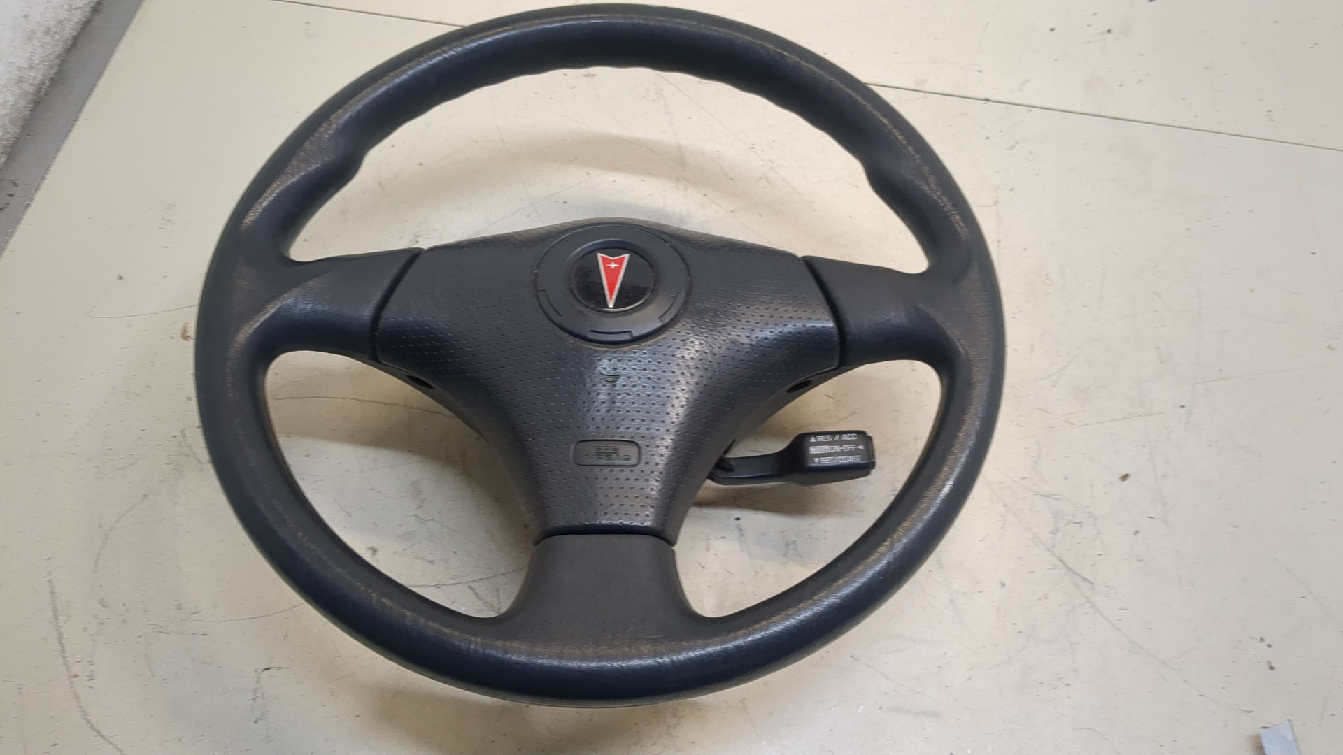 Рулевое колесо (руль)