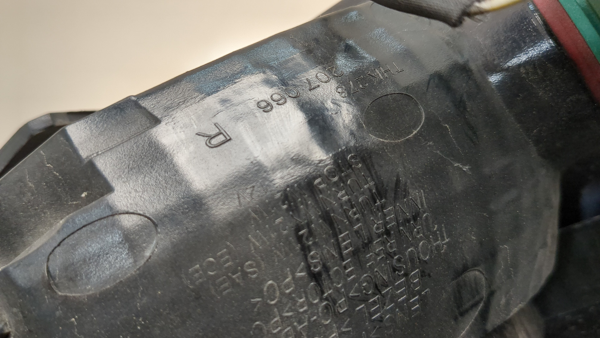 Фонарь задний правый