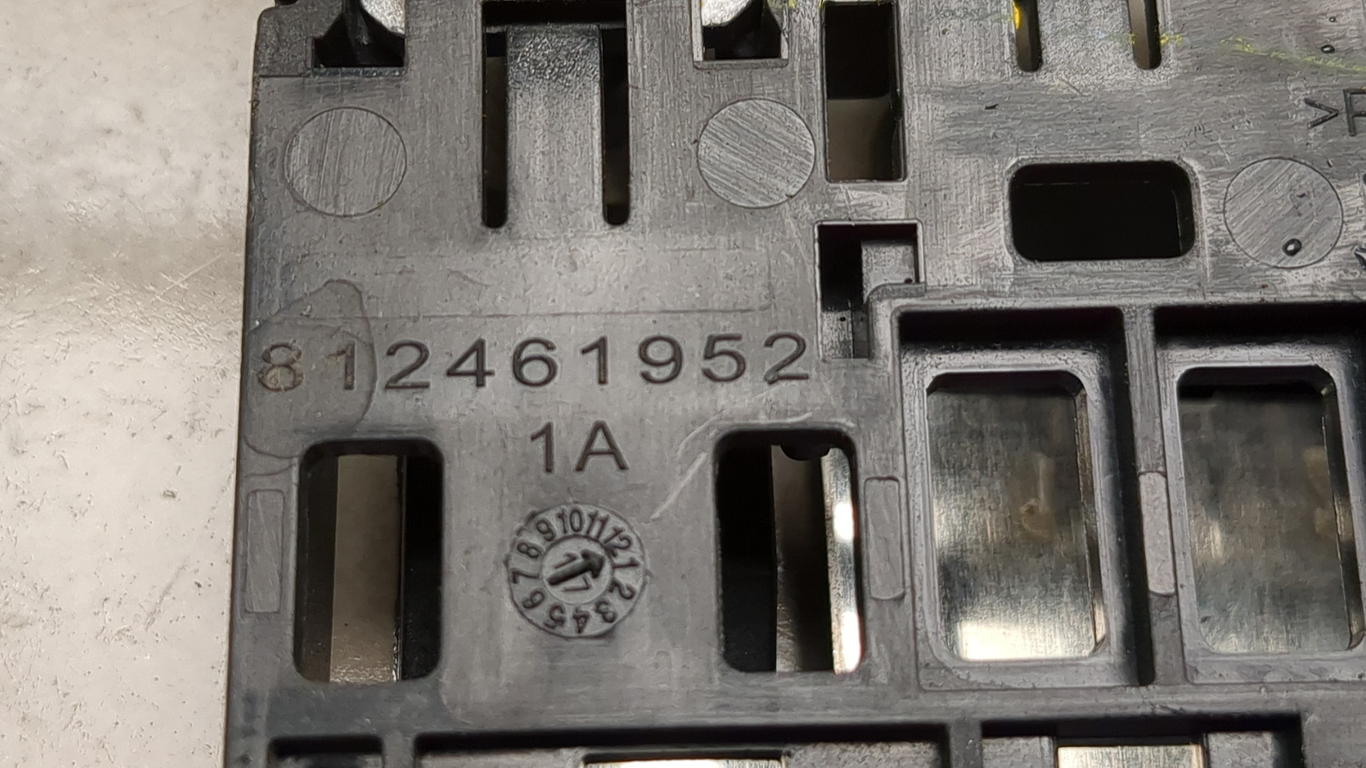 Блок предохранителей