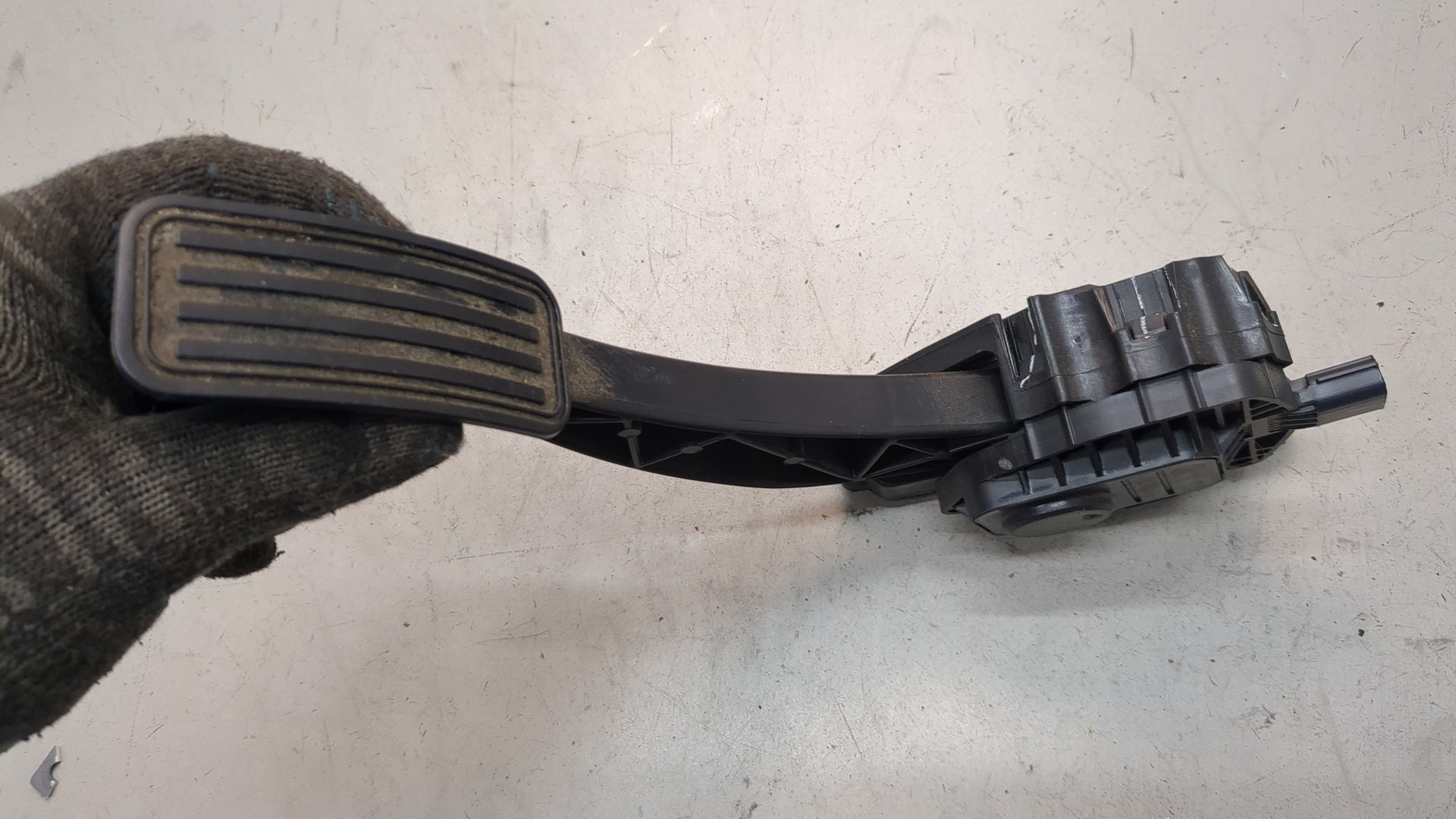 Педаль газа