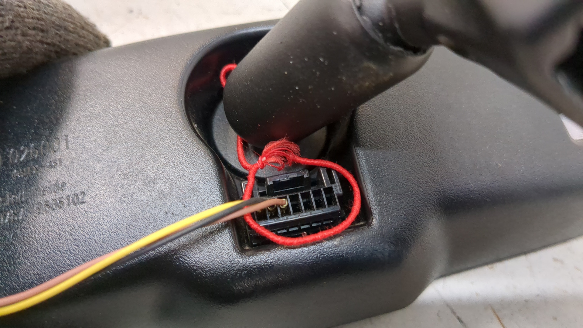 Зеркало заднего вида