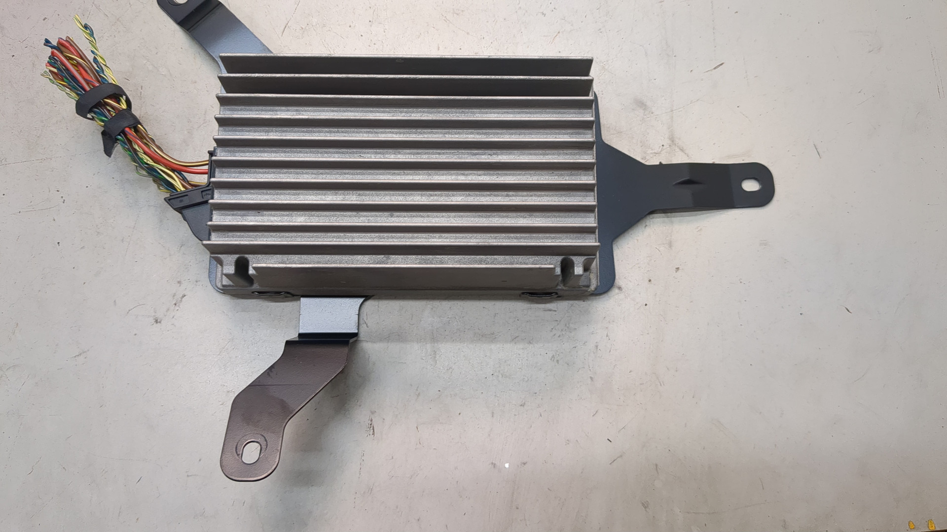 Усилитель акустической системы