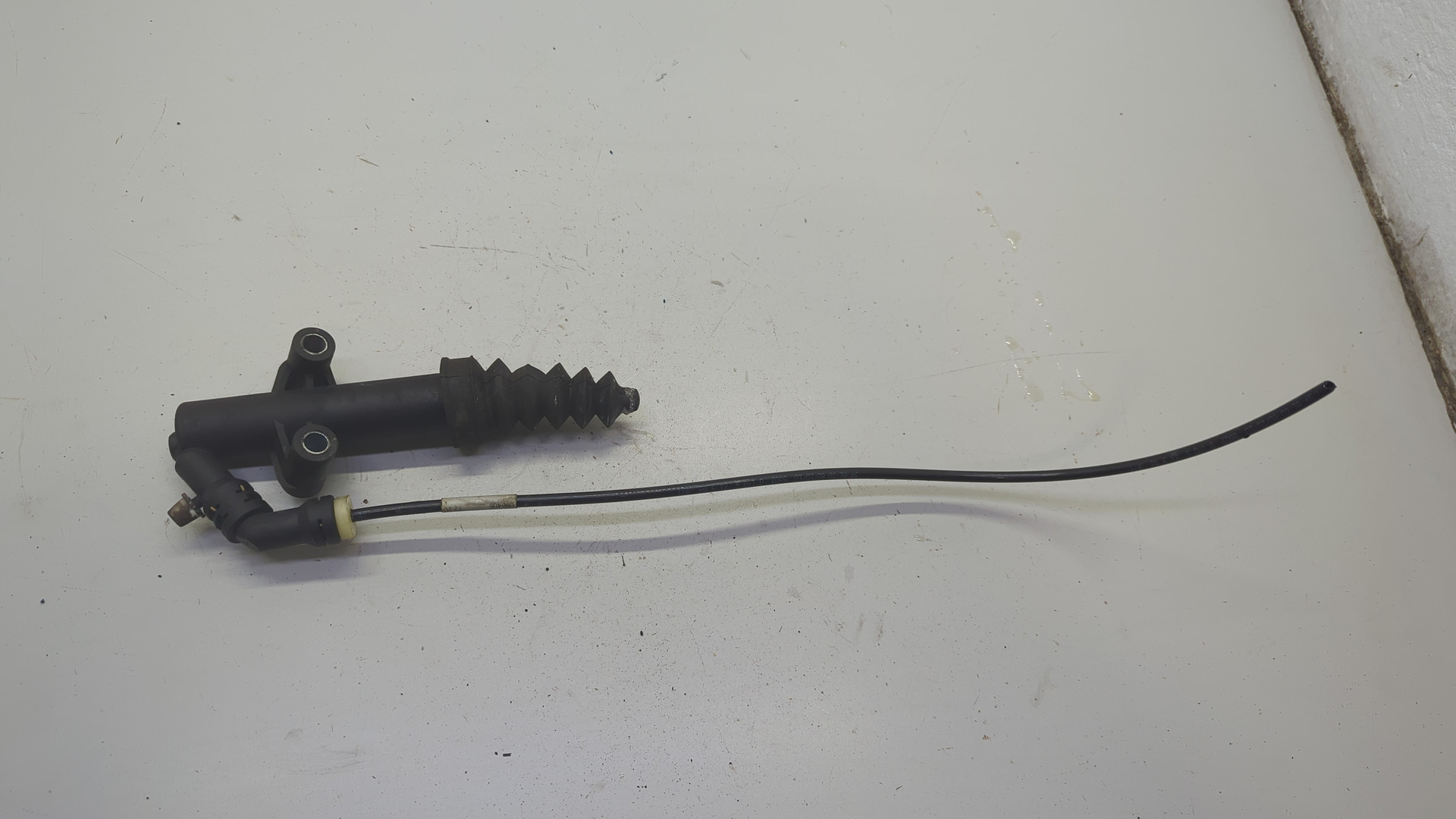 Цилиндр сцепления главный