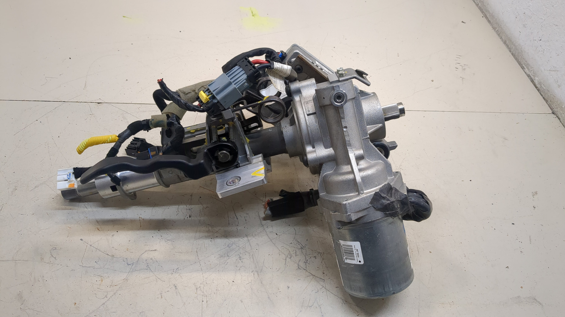 Серводвигатель рулевой рейки