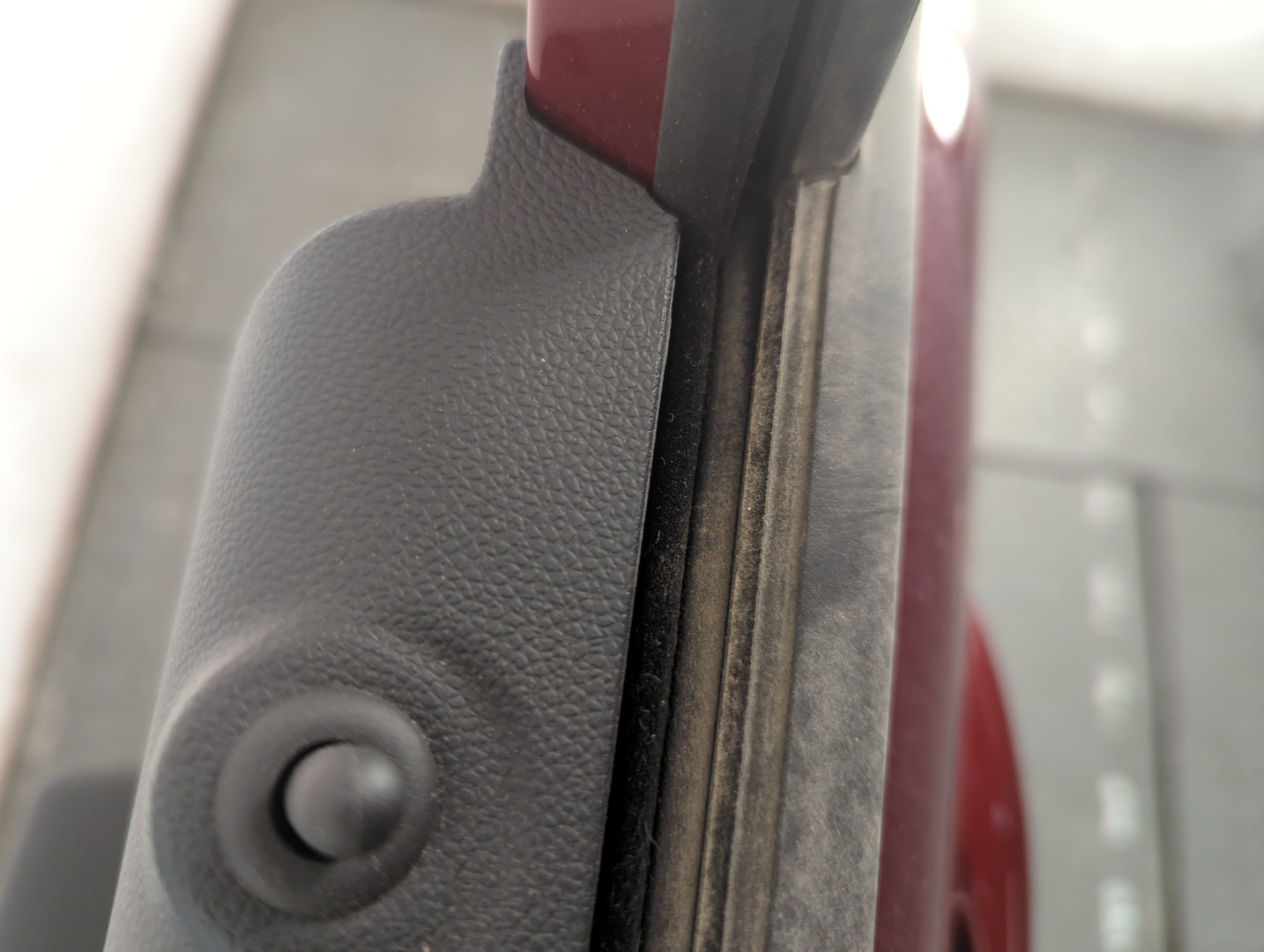 Дверь передняя левая