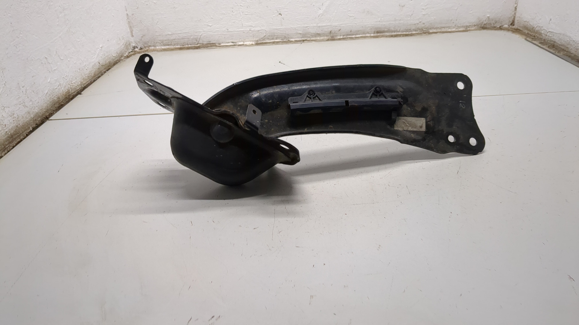 Рычаг задний левый