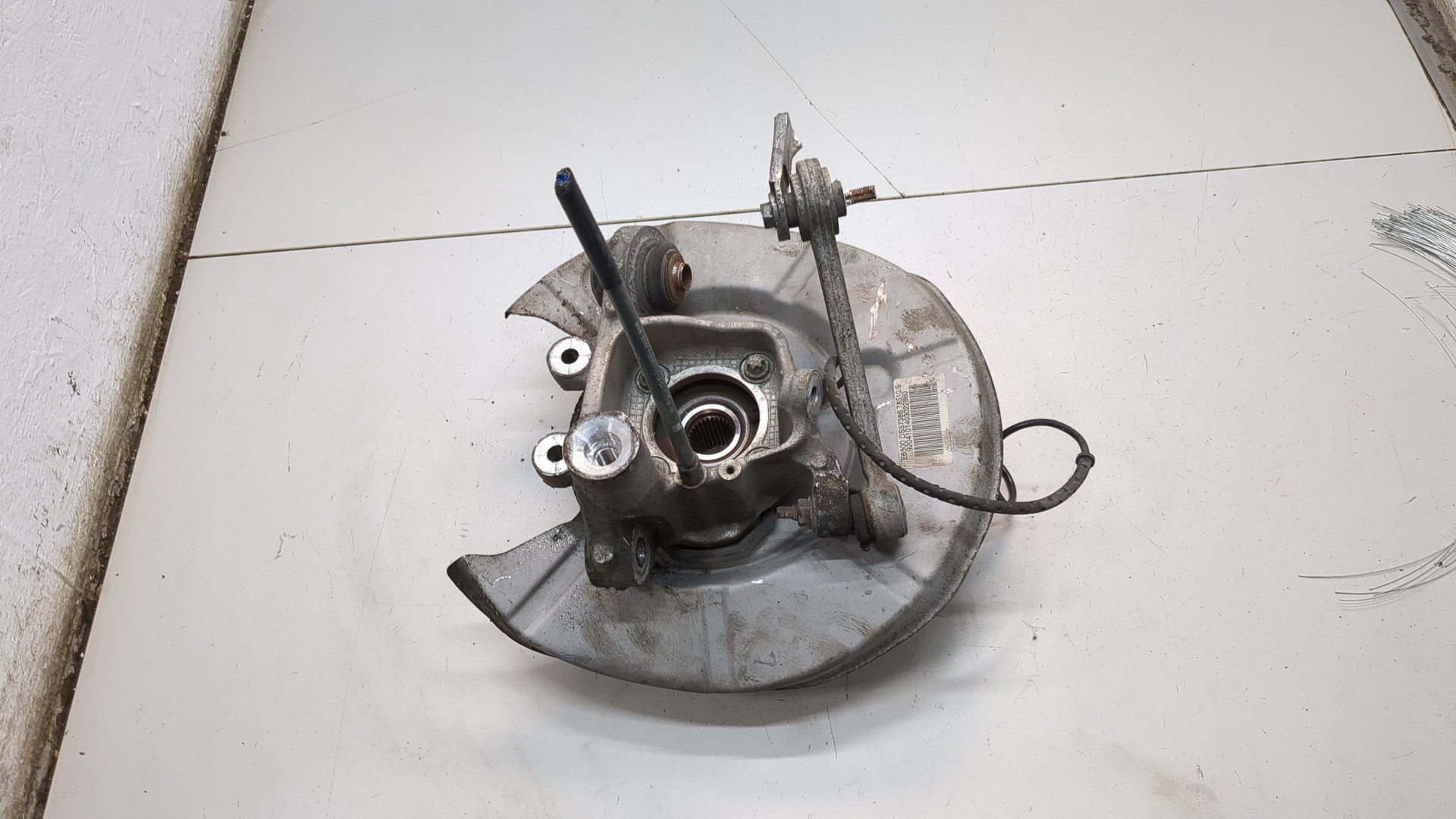 Кулак поворотный задний правый