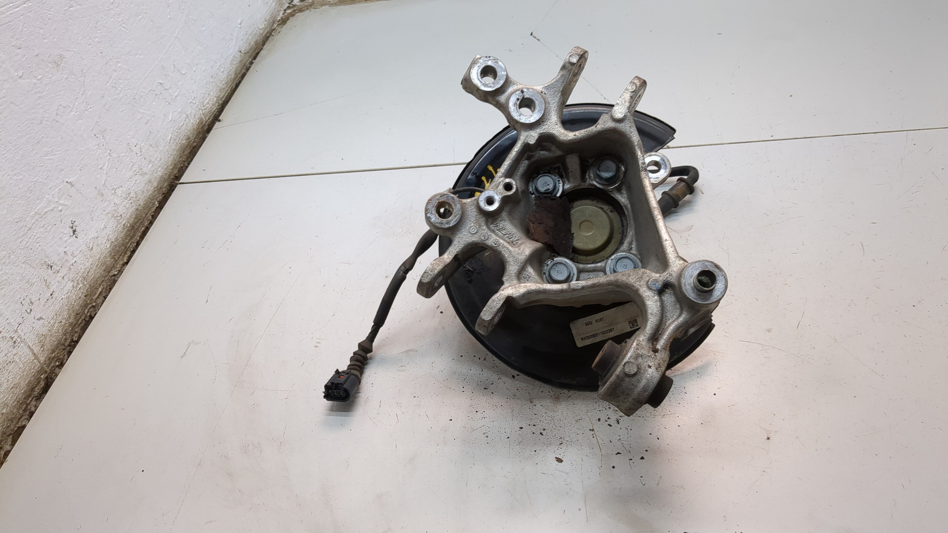 Кулак поворотный задний правый