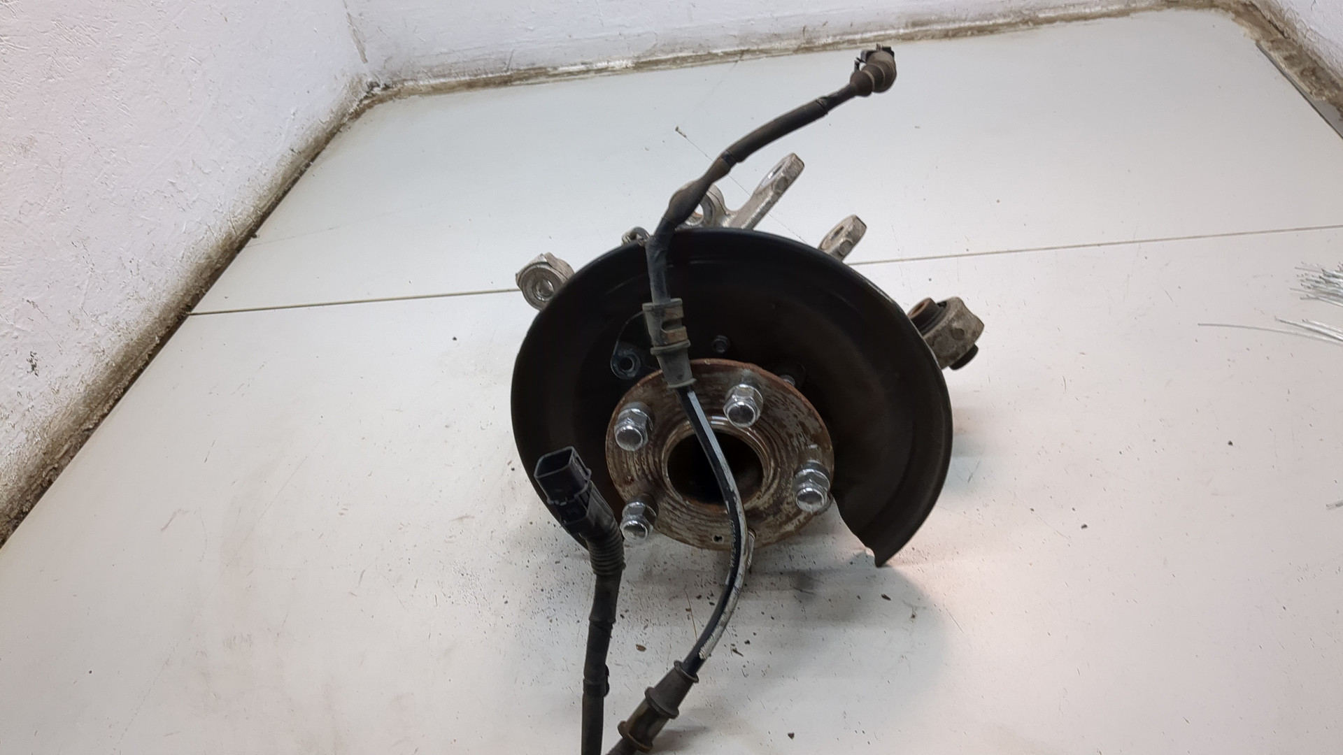 Кулак поворотный задний правый