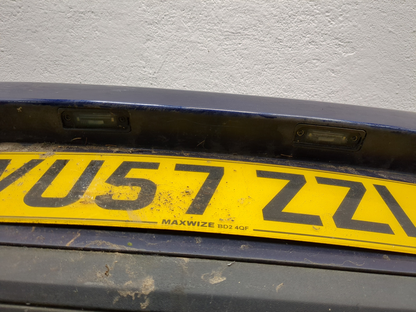 Бампер задний