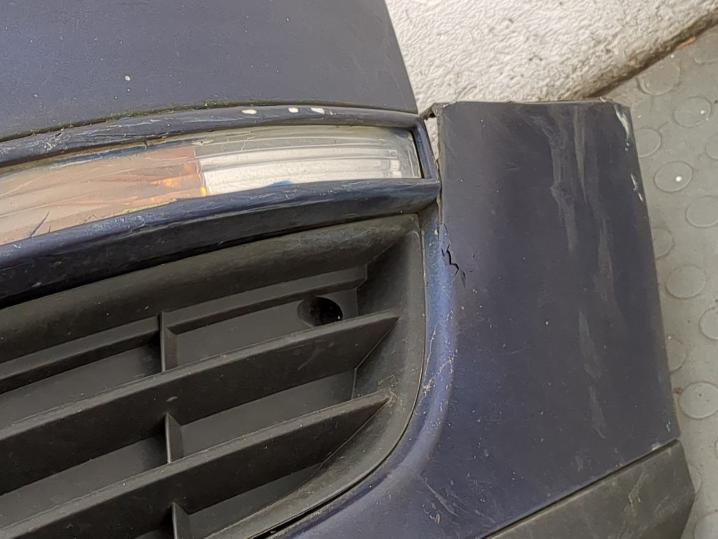 Бампер передний