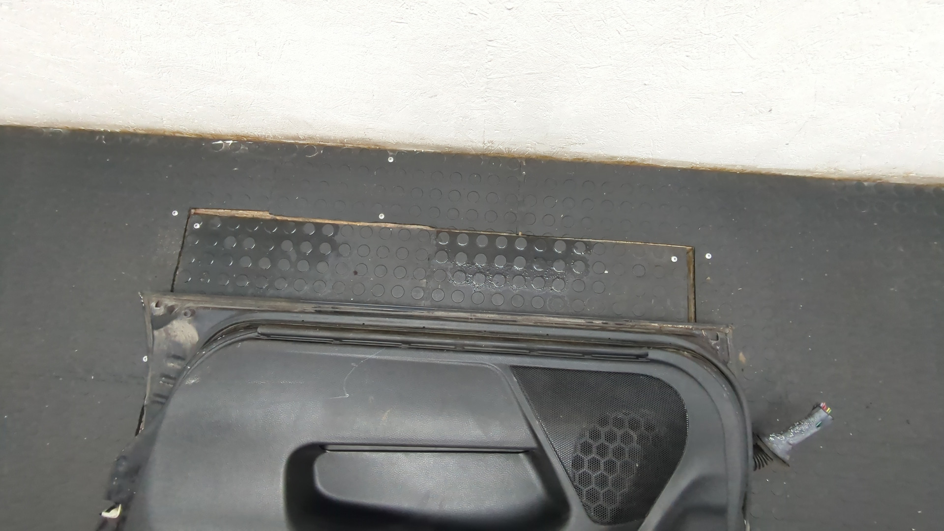 Дверь передняя правая