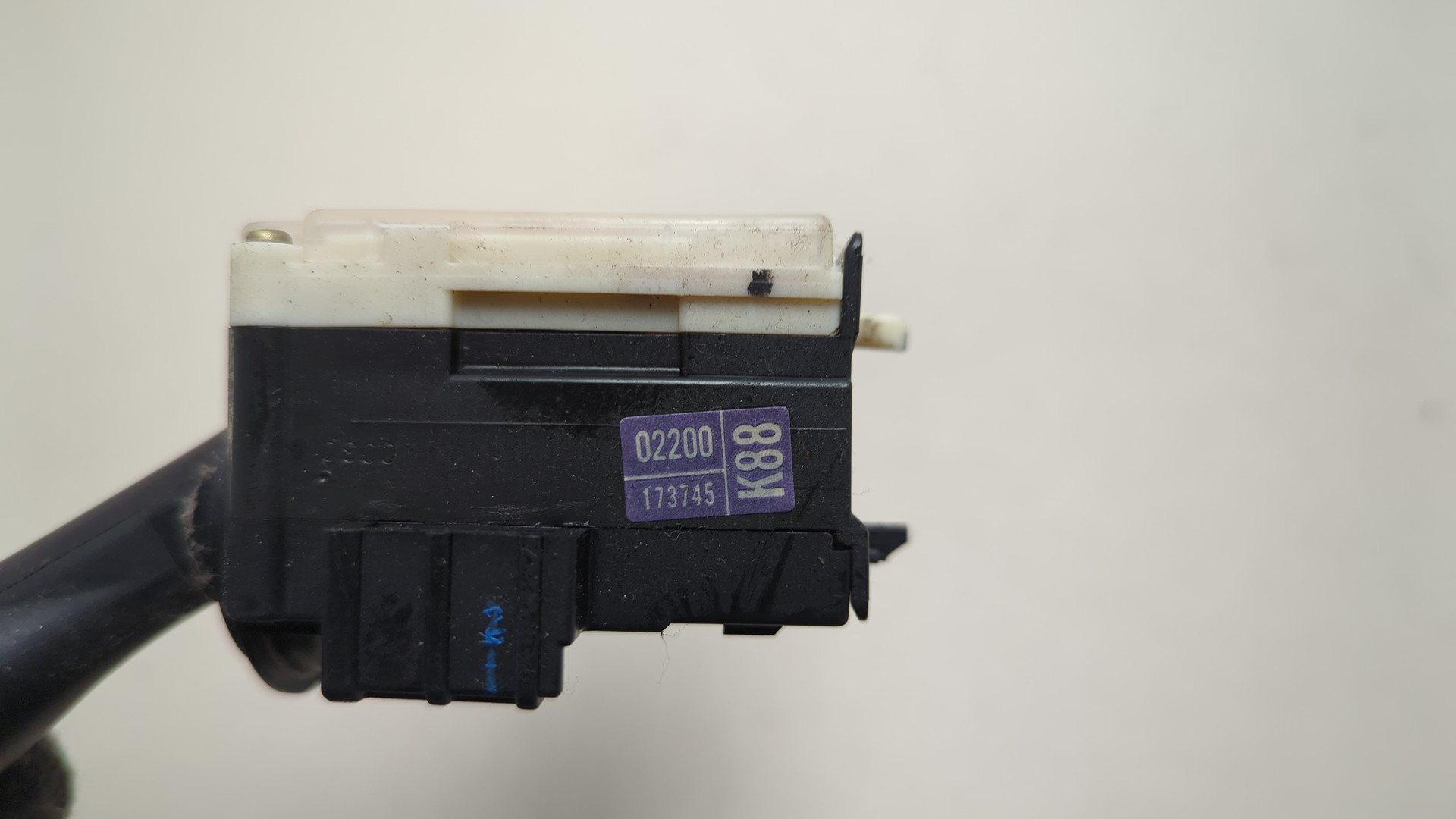 Переключатель поворотов подрулевой