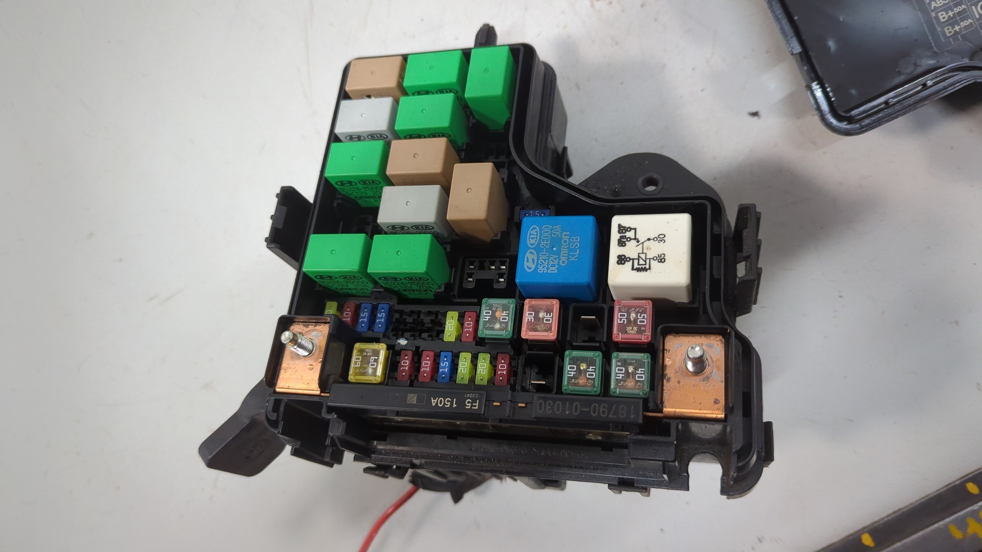 Блок предохранителей