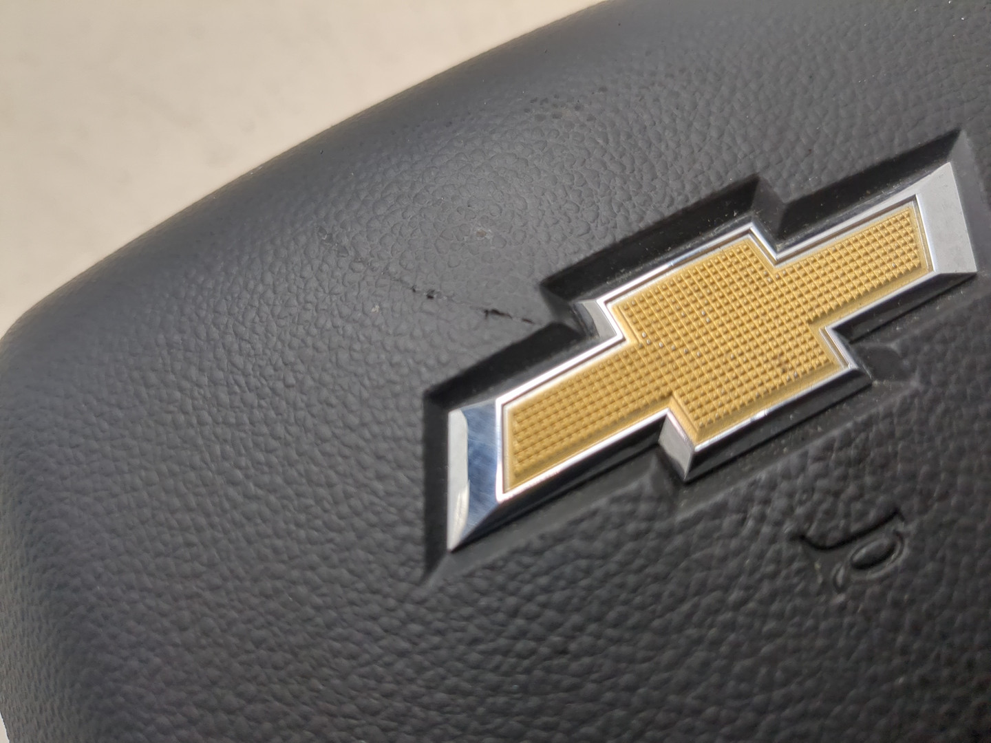 Подушка безопасности в рулевое колесо