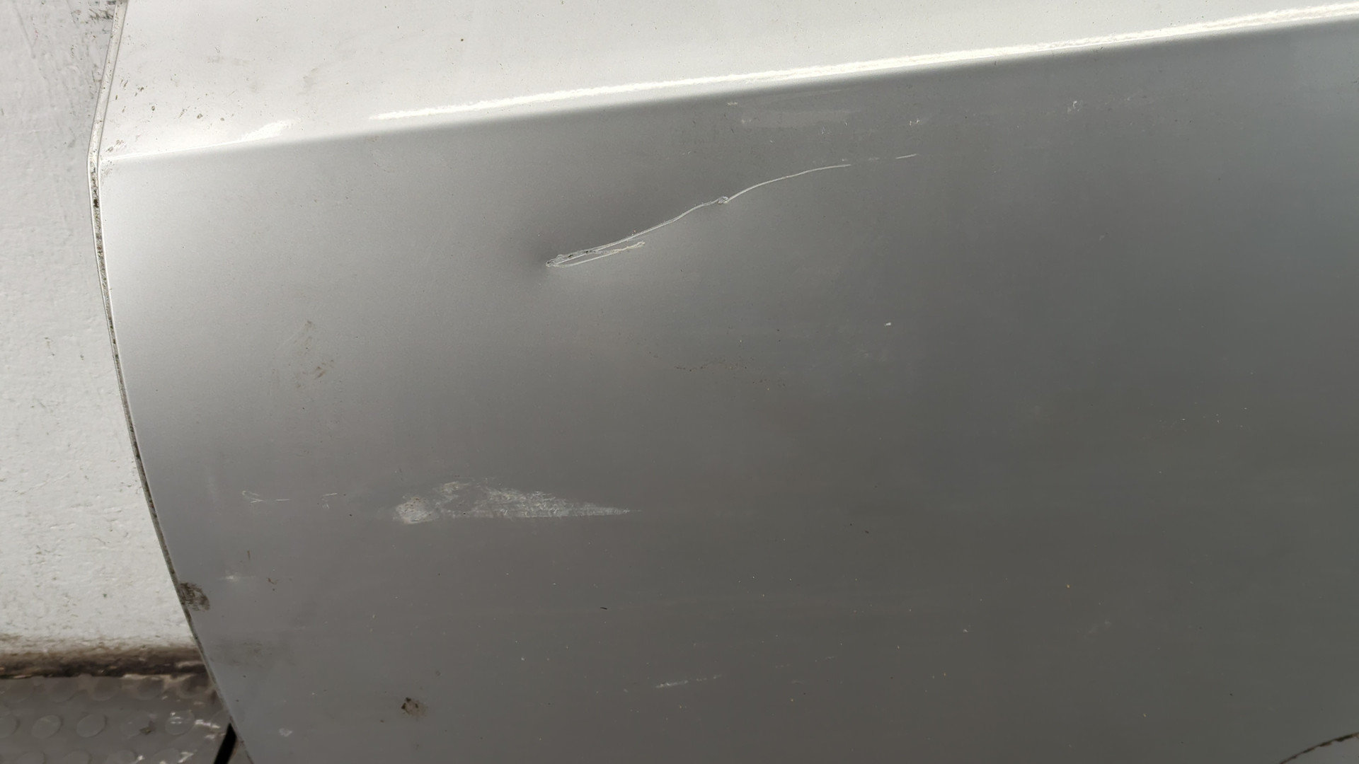 Дверь задняя левая