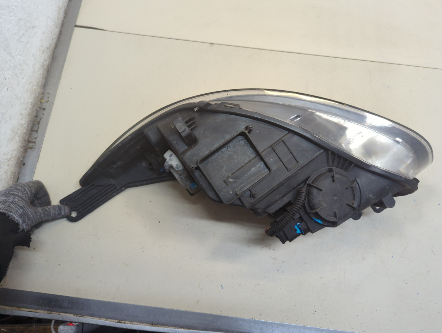 Фара правая