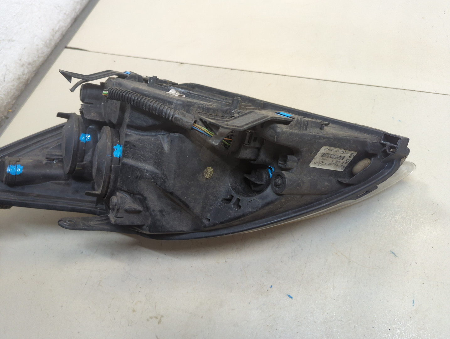 Фара правая