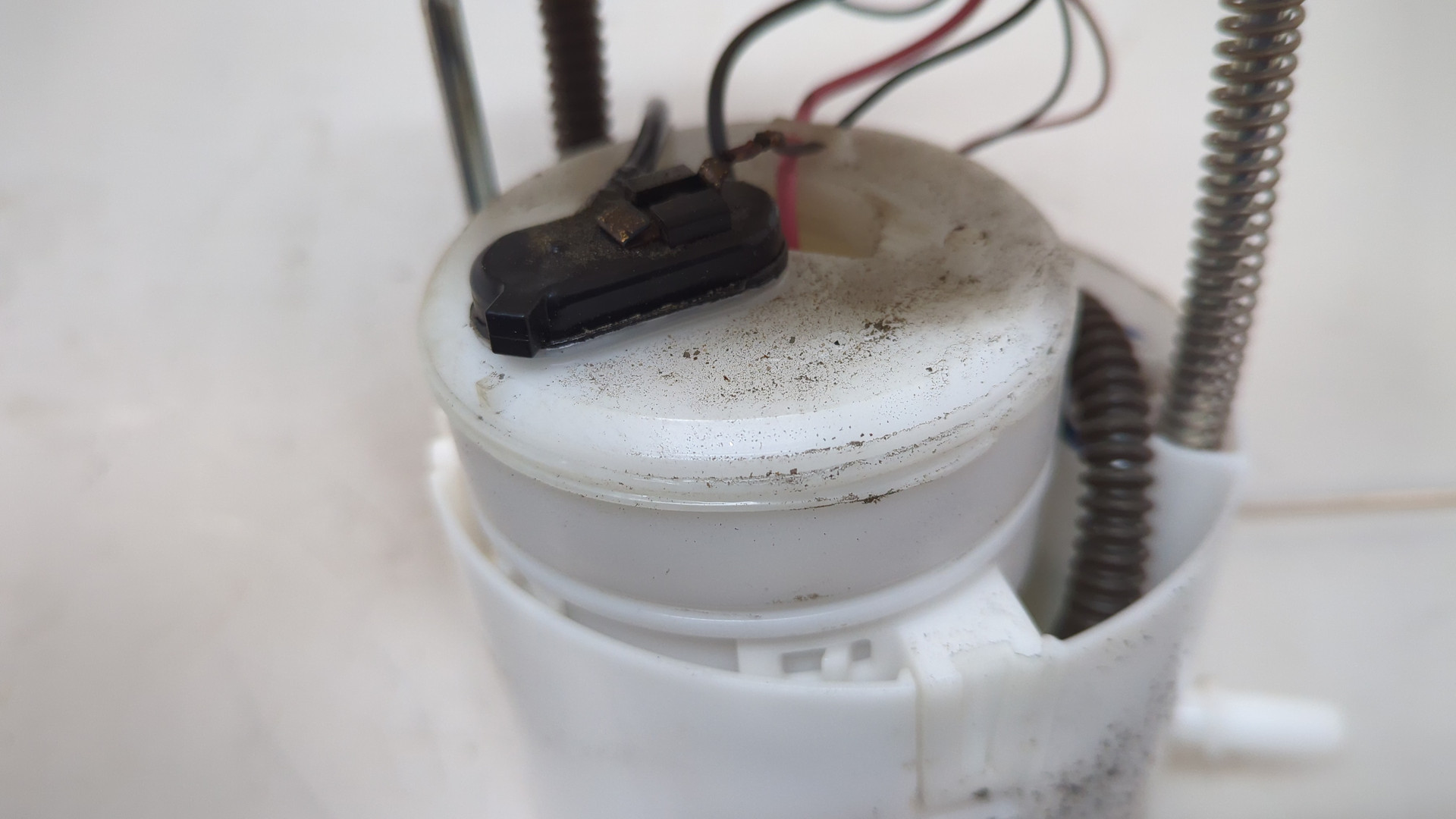 Насос топливный электрический