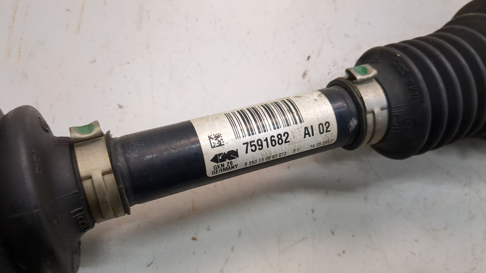 Полуось передняя правая