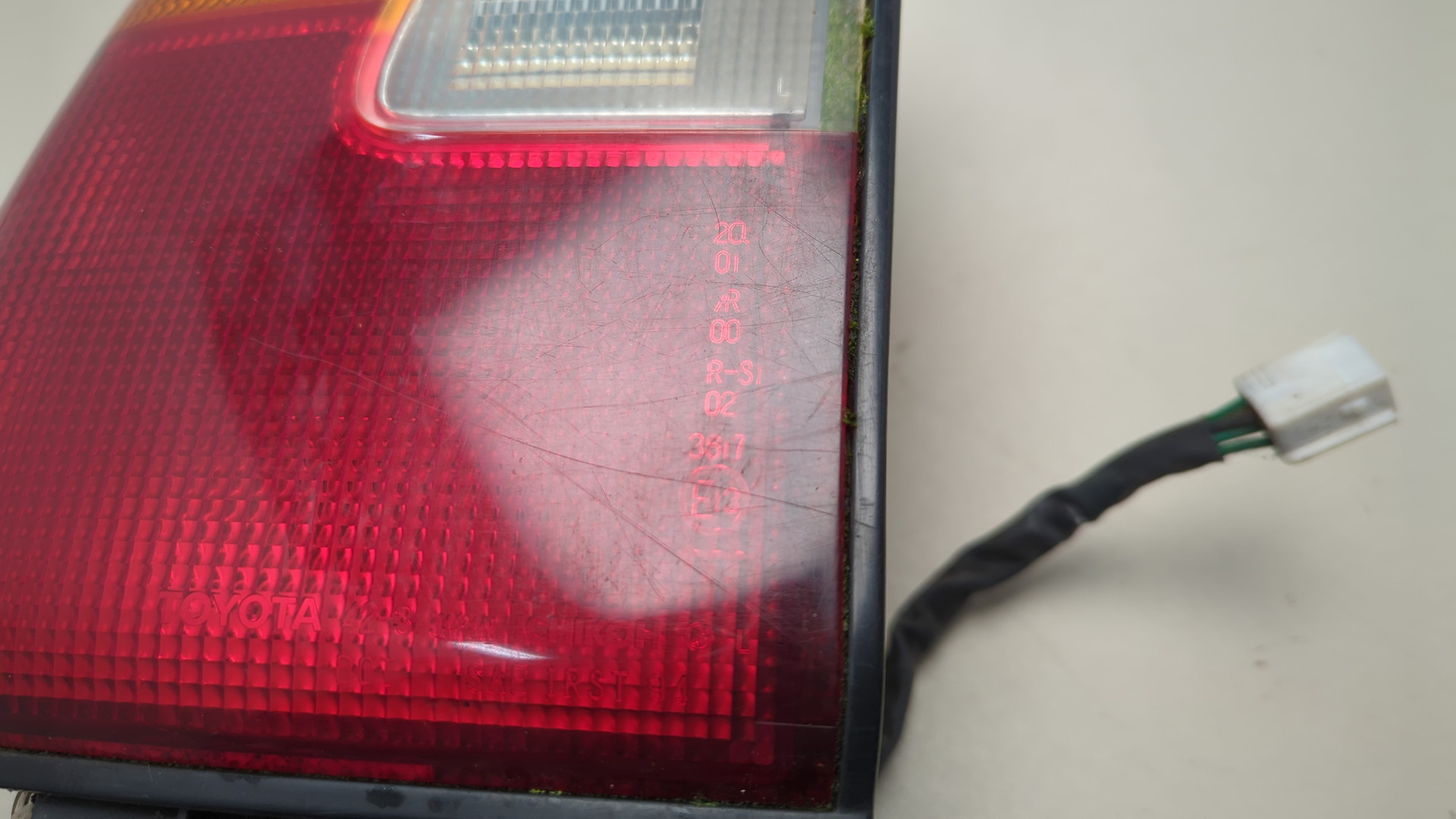 Фонарь задний левый