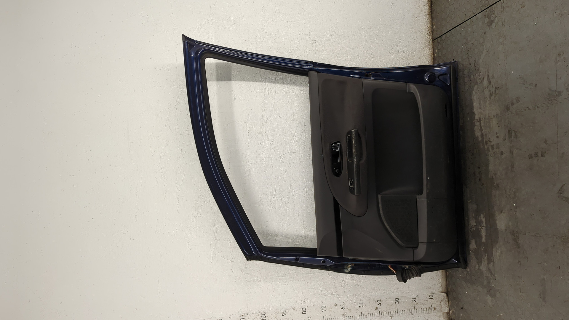 Дверь передняя правая