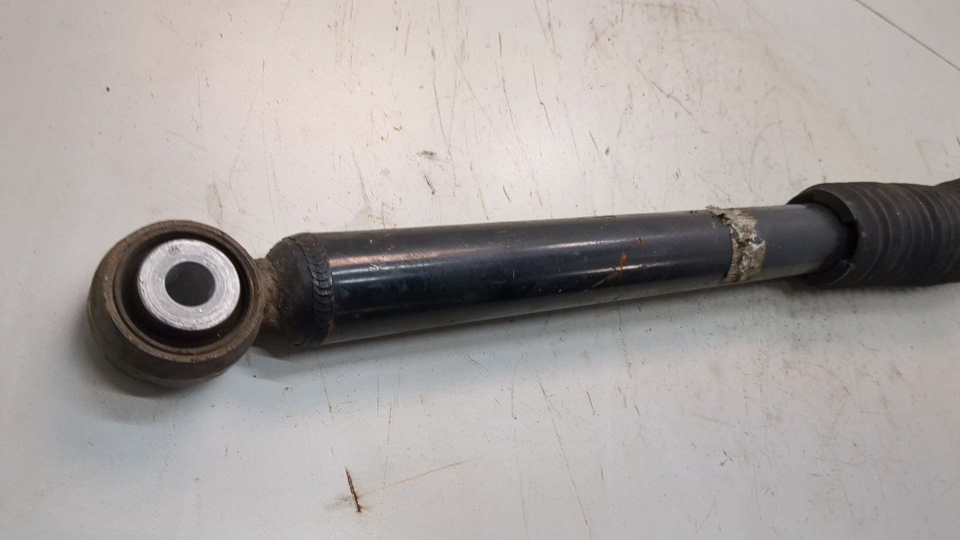 Амортизатор задний (стойка)