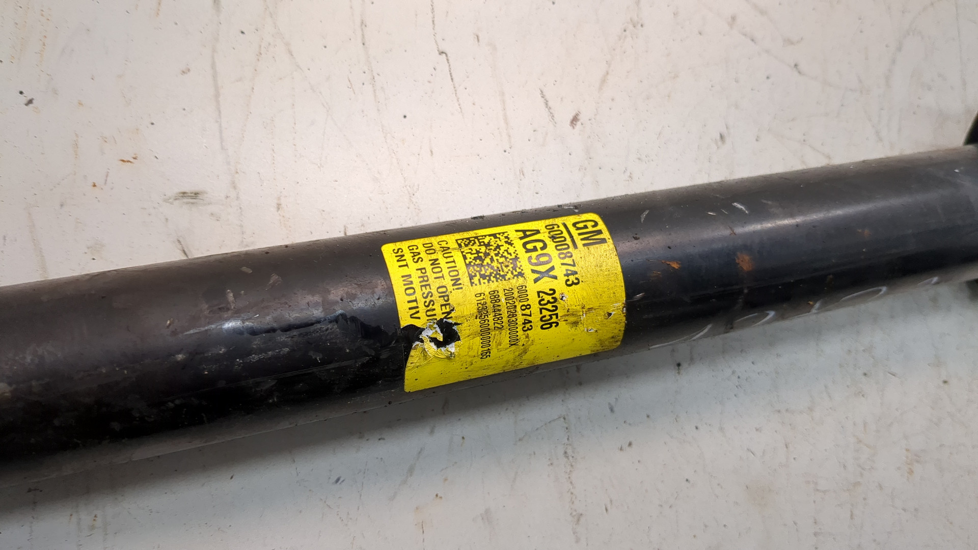 Амортизатор задний (стойка)